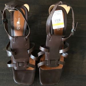 Via Spiga brown leather block high heels size 11M